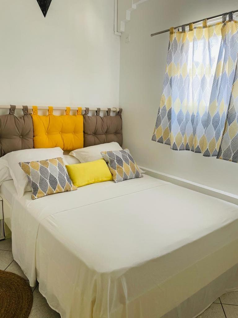 Vila Studio Maracuja Pointe-Noire Pokoj fotografie
